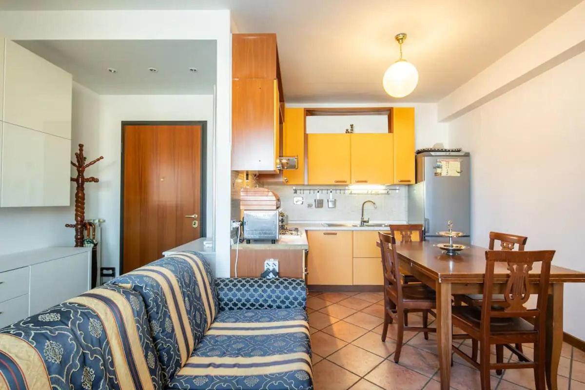 Suite Con 2 Balconi - 6 Guest Prato  Dış mekan fotoğraf